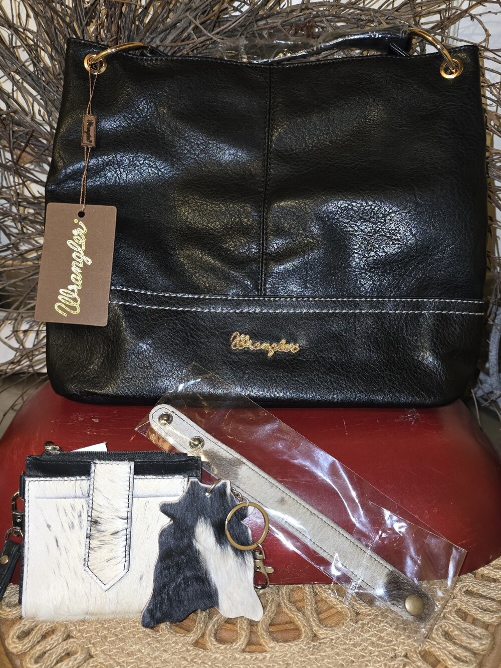 🔥 Wrangler Black Leather Shoulder Bag -  Tote With GENUINE Cowhide Combo